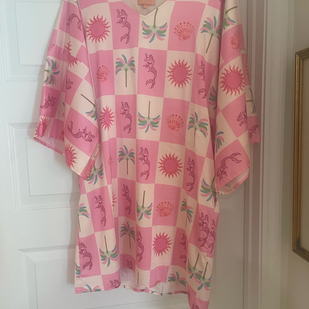 Pink and White Graphic Tunic dress